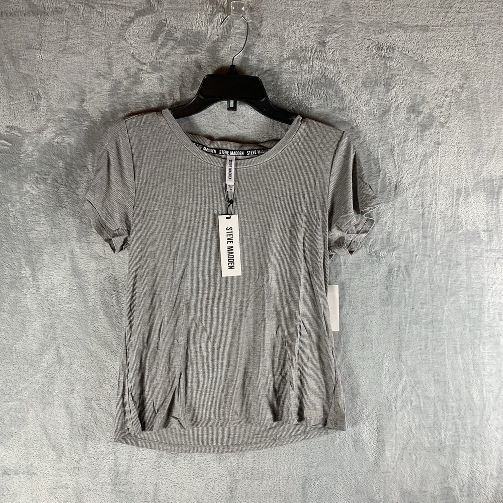 Steve Madden Women's Shirt M Short Sleeve Ribbed‎ Gray Scoop Neck Pullover NWT